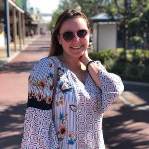 Meet your Posher, Nadia